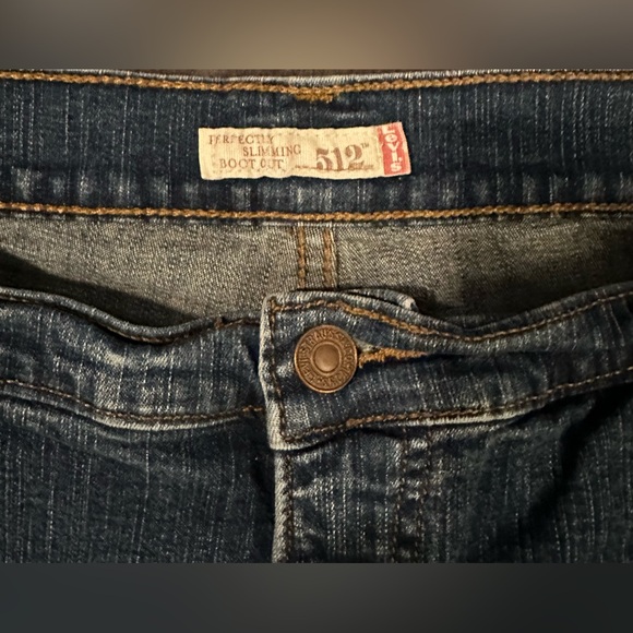 Levi’s 512 - Perfectly Slimming Bootcut Women’s Jeans - Size 16M - Picture 3 of 8